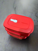 Load image into Gallery viewer, Set of 3 Microwave Tupperware containers
